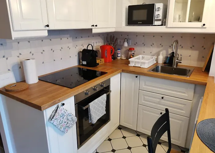 Mrs. Columbo\'S Flat